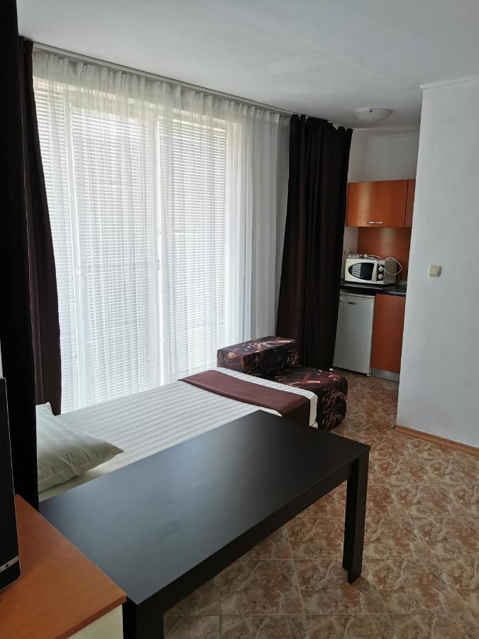 Jelezchevi Guest Rooms Primorsko Esterno foto
