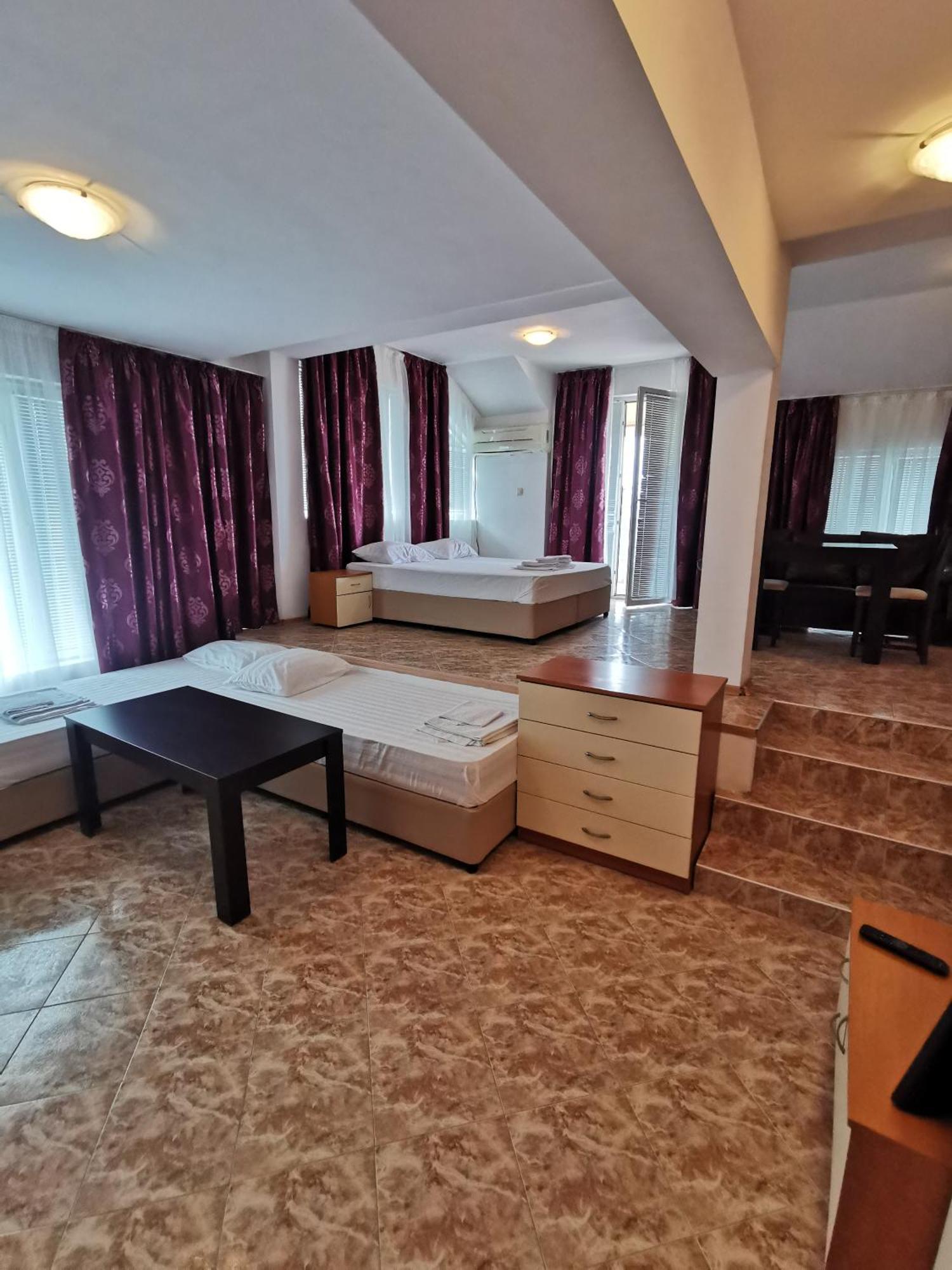 Jelezchevi Guest Rooms Primorsko Esterno foto